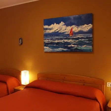 Modern Flat With Garden - Beahost * Бибионе