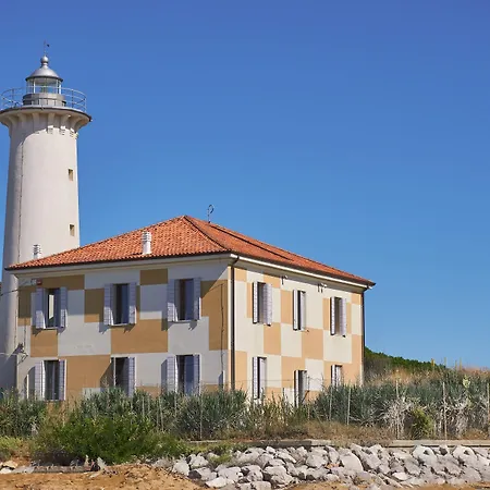 Modern Flat With Garden - Beahost * Бибионе