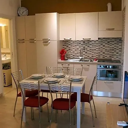 Modern Flat In A With Pools - Beahost Διαμέρισμα Μπιμπιόνε