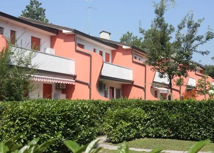 Modern Flat With Garden - Beahost 比比翁