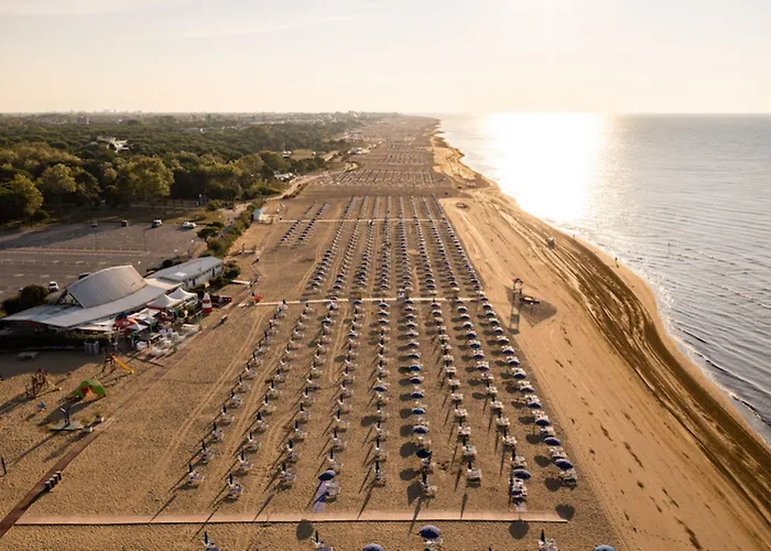 Modern Flat With Garden - Beahost 比比翁